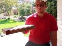 Delivery boy makes college girl cum