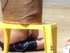 Pawg woman on the beach