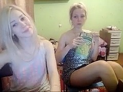 lesbian skype show