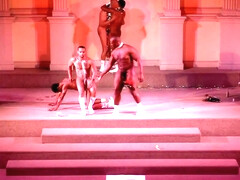 Male nude theater, hombres desnudos en teatro
