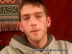 WorkinmenXXX Video: Young Blake Beats Off