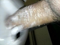 sega in un guanto gonfiato