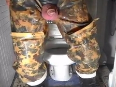 nlboots - rubber camo boots, smoking, all on toilet