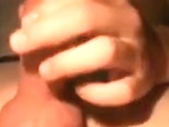 Anal hiddenen mit penisring und dan ahn ihm rumgespielt