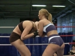 Nude Fight Club presents Lisa Sparkle vs. Linda-Ray