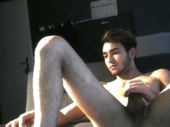 Kaisshu, bogoss francais de 19ans en mode branle-canape (3)