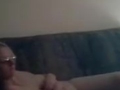 Jus chillin wathin tv in nature's garb