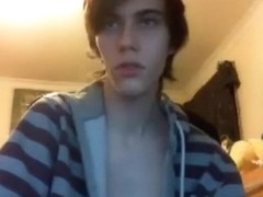 Seduisant Jeune Minet Seul Dans Sa Chambre