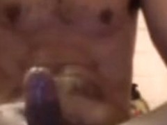 sexy str8 guy jacks on cam