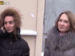 Blonde Pamela reveals her private sexual life