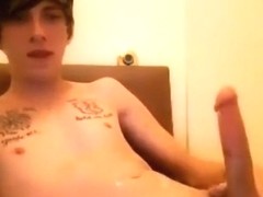 Cali shakes his pretty smooth carrot