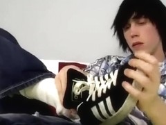 Toe Sucking Solo Boy Tyler