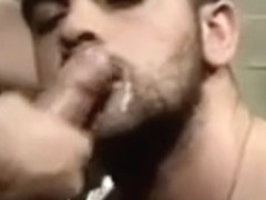 deux meks viril se branle