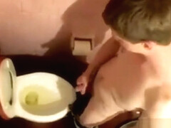 CÃ¡mara oculta baÃ±o de la fiesta