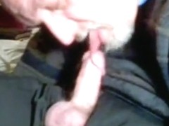 Selfsucking whilst expecting on service