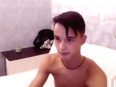 Cutie Naked Show Off