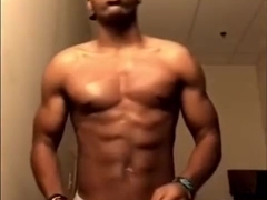 BLACK RIPPED TEEN FUCKS HIMSELF TILL HE CUMS