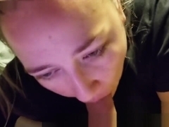 PAWG Gets A Surprise CIM,Close Up BJ While Playing Her Phone,Love Her Eyes