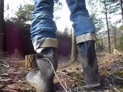 nlboots - rubber boots outdoors