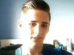 Gorgeous Guy with Simpsons Sheets